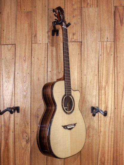 Orchestra Model (OM) - Engelmann Spruce Top and Philippine Ebony Back and Sides - Image 2