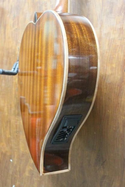 Heart-shaped - Laminated Spruce Top, Laminated Sapili Back and Sides - Image 6