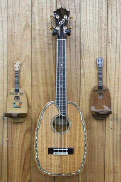 Pineapple-carved Humpback Tenor Ukulele -  Japanese Silk Oak Top, Acacia Back and Sides