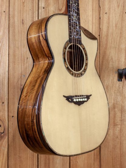Orchestra Model (OM) - Engelmann Spruce Top, Mango Back and Sides - Image 6