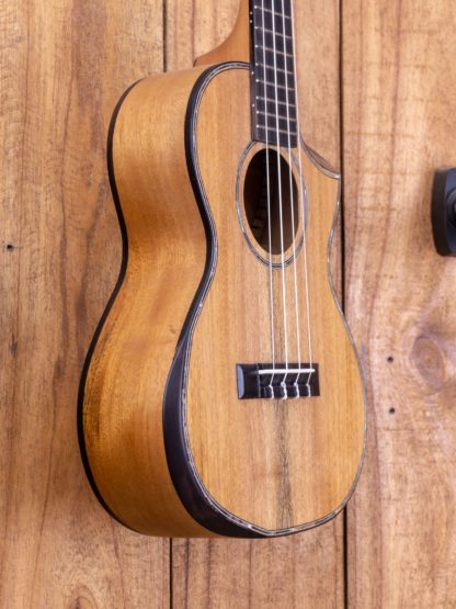 Era-Series Mahogany Tenor Ukulele (Shell Purfling) - Image 6
