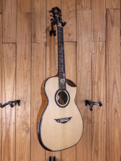 Orchestra Model (OM) Humpback - Engelmann Spruce top, Acacia back and sides - Image 2