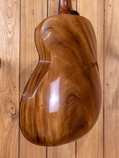 Orchestra Model (OM) Humpback - Engelmann Spruce top, Acacia back and sides - Image 8