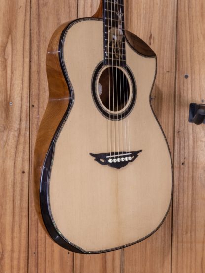Orchestra Model (OM) Humpback - Engelmann Spruce top, Acacia back and sides - Image 7