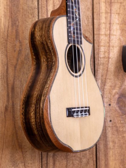 Super Concert Ukulele - Engelmann Spruce Top, Acacia Back and Sides - Image 7