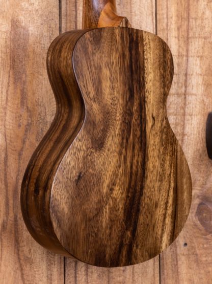 Anj-Series Acacia Concert Ukulele - Image 7