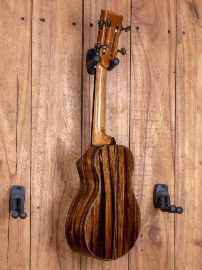 Era-Series Acacia Concert Ukulele (Glossy) - Image 3