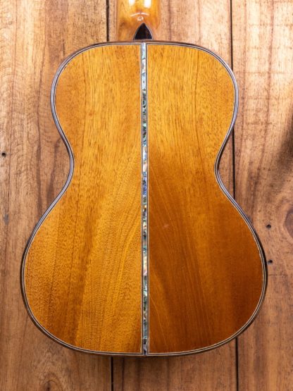 Era-Series Mahogany Tenor Ukulele with Abalone Purfling and Glossy Finish