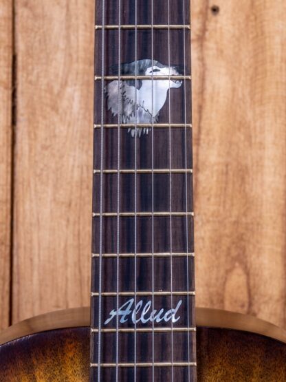 Custom Build #258 – Edgeburst Mango 00-12 Fret - Image 5